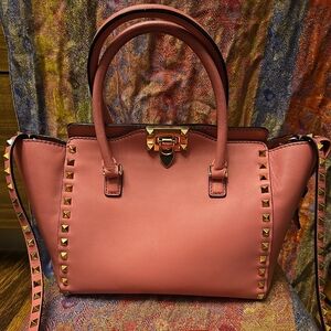 Valentino Pink Leather Rockstud